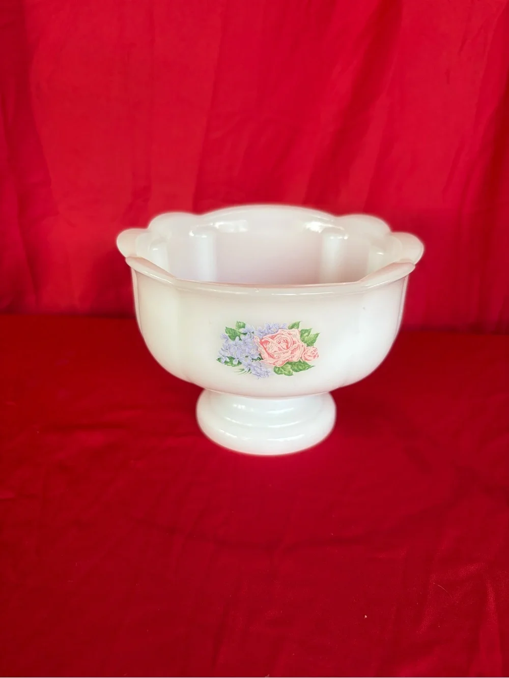 White Floral Pedestal Vase with Pink Rose Accent